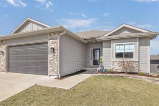 5208 Spruce St, Lawrence, KS 66049