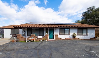 25957 N Centre City Pkwy, Escondido, CA 92026