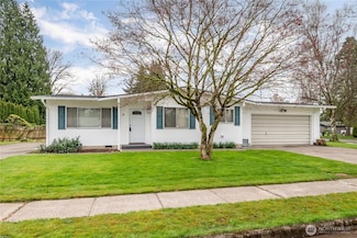 4 Larry Ln, Longview, WA 98632