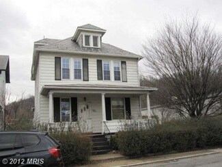 37 3rd Ave, Ridgeley, WV 26753
