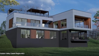 18 Montague Ln, Saugerties, NY 12477