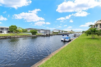 909 SE 46th Ln Unit 104, Cape Coral, FL 33904