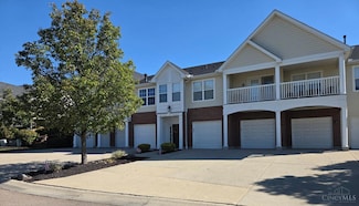 3600 Chestnut Park Ln, Cleves, OH 45002