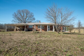 1164 Fish Trapp Rd, Lawrenceburg, TN 38464
