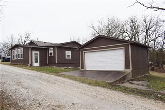 23228 Salley Dr, Warsaw, MO 65355
