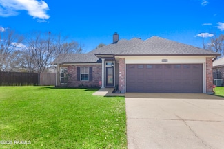 132 Windermere Cir, Youngsville, LA 70592