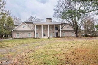 3233 Clays Mill Rd, Lexington, KY 40503