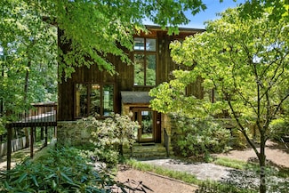 240 General Hill Rd, Flat Rock, NC 28731
