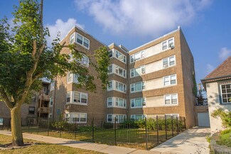 7710 N Sheridan Rd Unit 102, Chicago, IL 60626