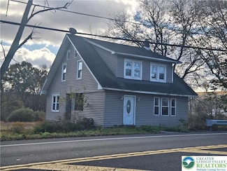 6288 Route 309, New Tripoli, PA 18066