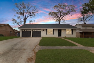 1404 Banbury Cir, Livingston, TX 77351