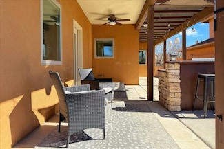 5277 Via Del Cielo Ln, Santa Fe, NM 87507