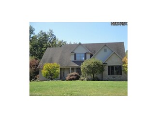 1750 Brittainy Oaks Trail NE, Warren, OH 44484