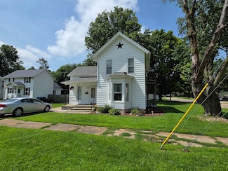 300 & 300 1/2 4th Ave, Rock Falls, IL 61071