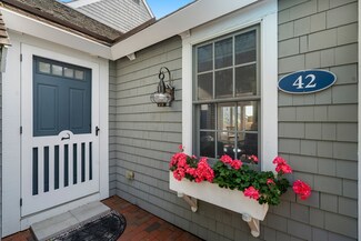 42 Landmark Ave Unit 42, Mashpee, MA 02649
