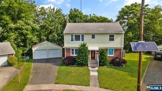 19 Wright Ct, Bloomfield, NJ 07003