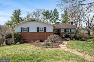 407 Academy St, Berryville, VA 22611