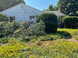 5 Eddel Ave, Wenham, MA 01984