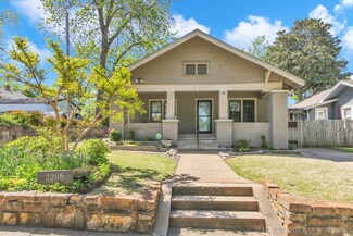 2208 E 14th St, Tulsa, OK 74104