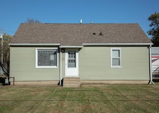 1101 Brookside Ave, Evansdale, IA 50707