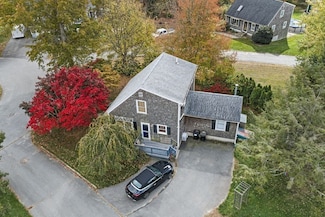 29 Elizabeth Ct, North Dartmouth, MA 02747