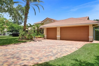 3820 SW 106th Terrace, Davie, FL 33328