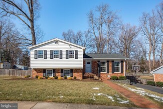 9904 Colony Rd, Fairfax, VA 22030