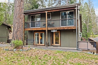17136 Nile River Dr, Sonora, CA 95370