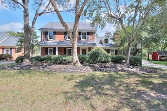 9823 Ridgemore Dr, Charlotte, NC 28277