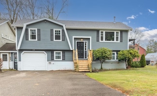 6 Kimberly Dr, Seabrook, NH 03874