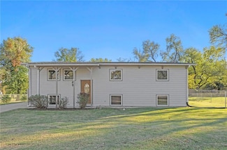 201 E Mill St, Osawatomie, KS 66064