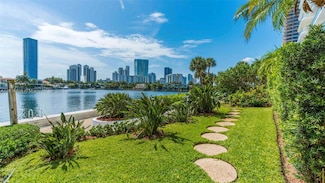 19707 Turnberry Way Unit TH-6, Aventura, FL 33180