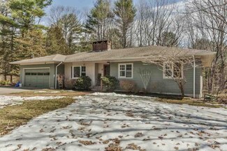 30 Durham Point Rd, Durham, NH 03824