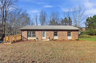 359 Ruritan Park Rd, North Wilkesboro, NC 28659
