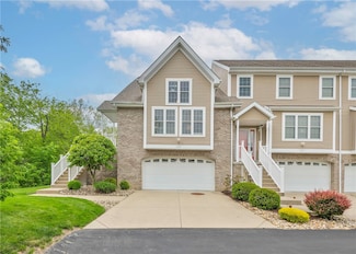 1073 Waterford Ct E, Canonsburg, PA 15317