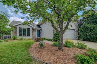 7522 Crawling Stone Rd, Madison, WI 53719