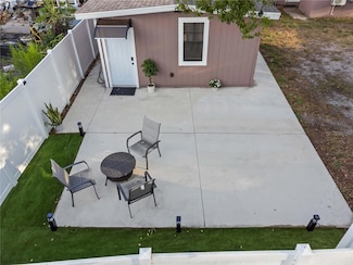 1904 E 97th Ave, Tampa, FL 33612