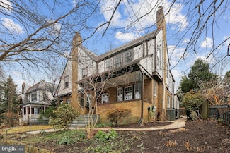 3622 Veazey St NW, Washington, DC 20008