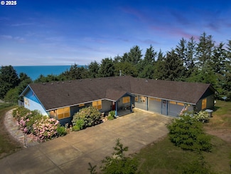 90 Cape Foulweather Ln, Otter Rock, OR 97369