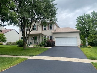 879 Jeri Ln, West Chicago, IL 60185