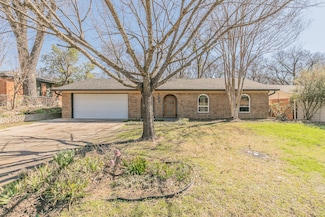 722 S Walker St, Mesquite, TX 75149