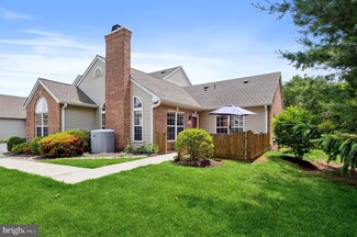 32 Woolsey Ct, Pennington, NJ 08534