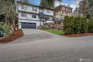1925 32nd Ave W, Seattle, WA 98199