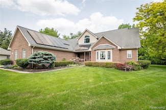 6327 Sequoia Dr, Ypsilanti, MI 48197
