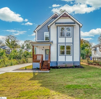 341 Gower St, Greenville, SC 29611