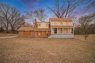12509 Bluegrass Ln, Leavenworth, KS 66048