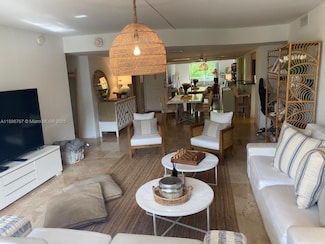 210 Sea View Dr Unit 312, Key Biscayne, FL 33149