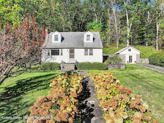 35 Shear Rd, Saugerties, NY 12477