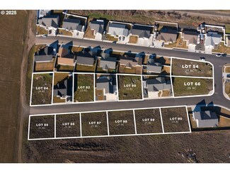 567 SW Desert Sky Dr Unit 90, Hermiston, OR 97838