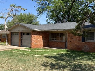2112 70th St, Lubbock, TX 79412